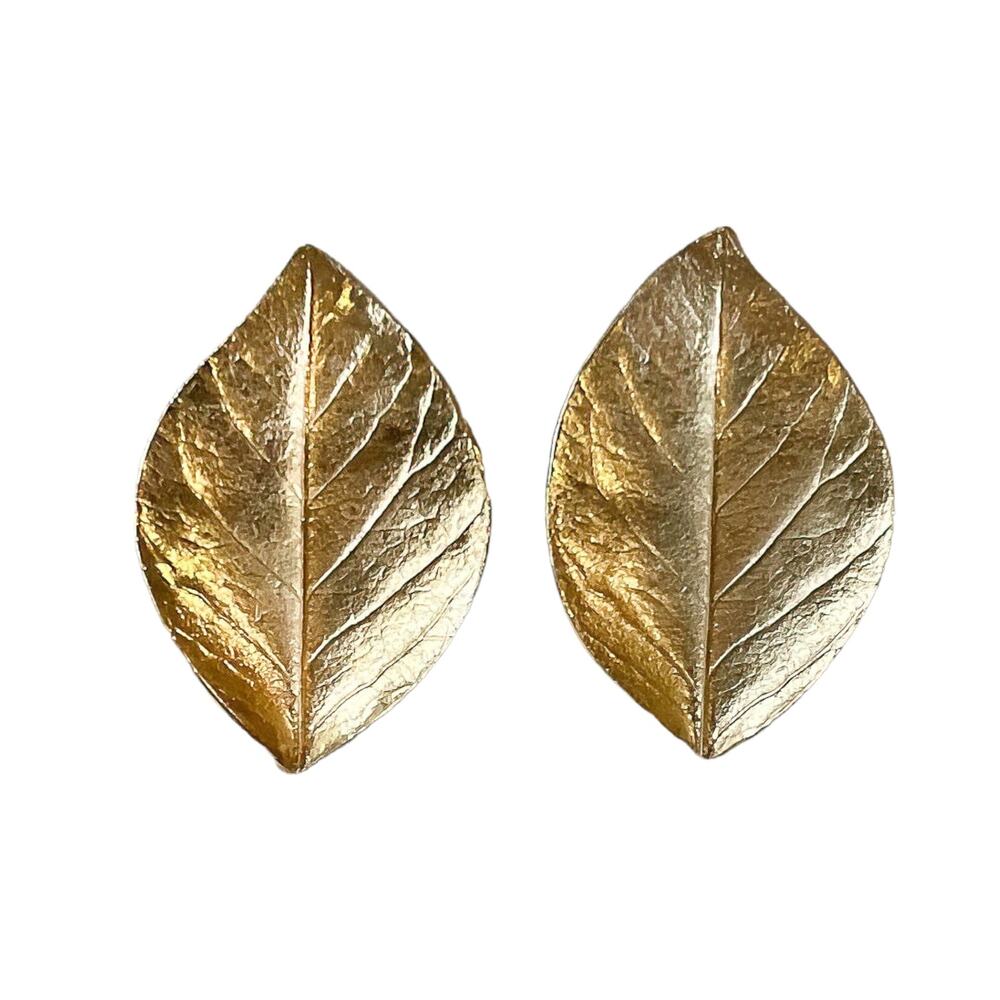 1960s Crown Trifari Gold Plate Detailed Modernist Leaf Figural Clip Earrings